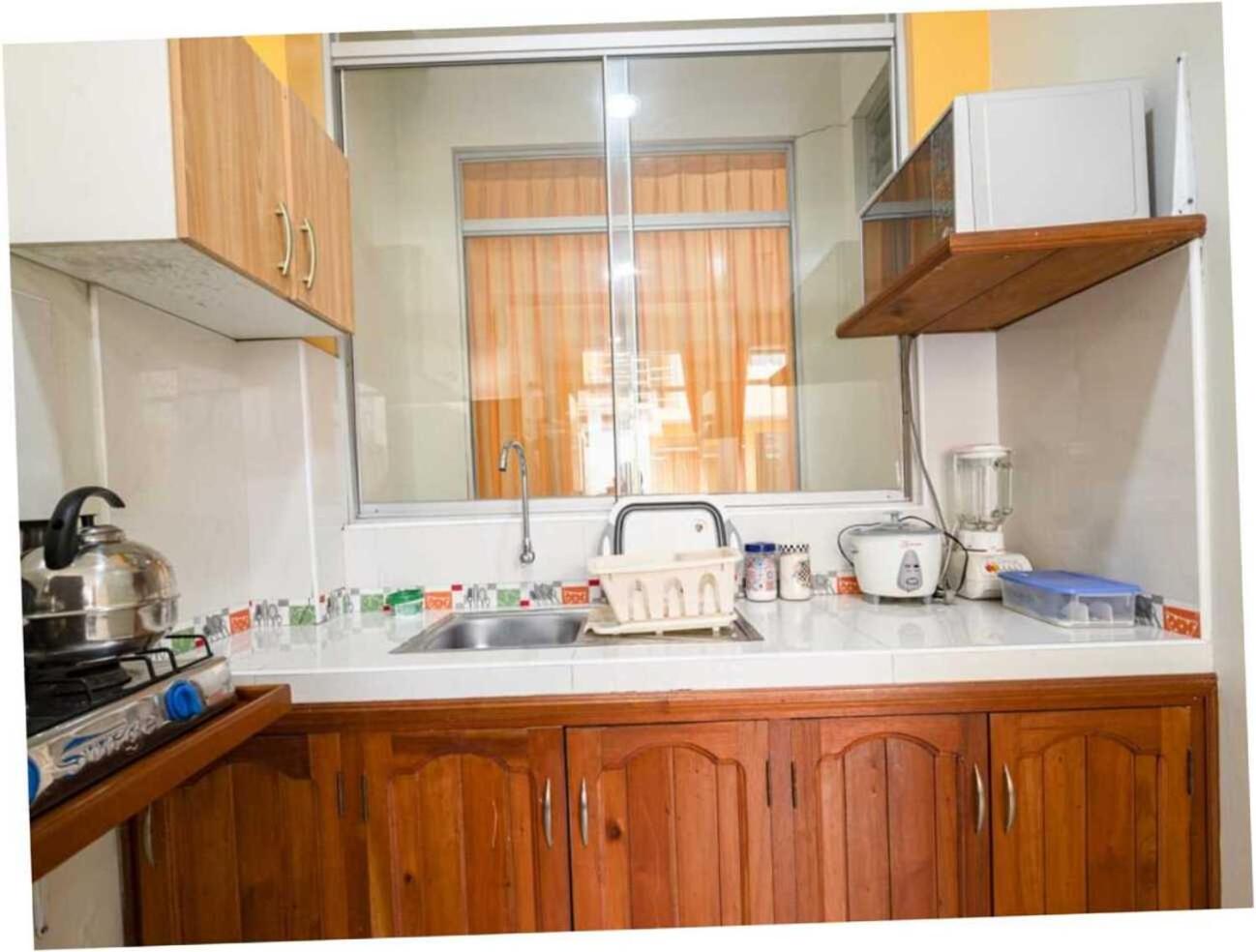 101 RV Apartments Iquitos-APARTAMENTO CON SALIDA A PISCINA view 3