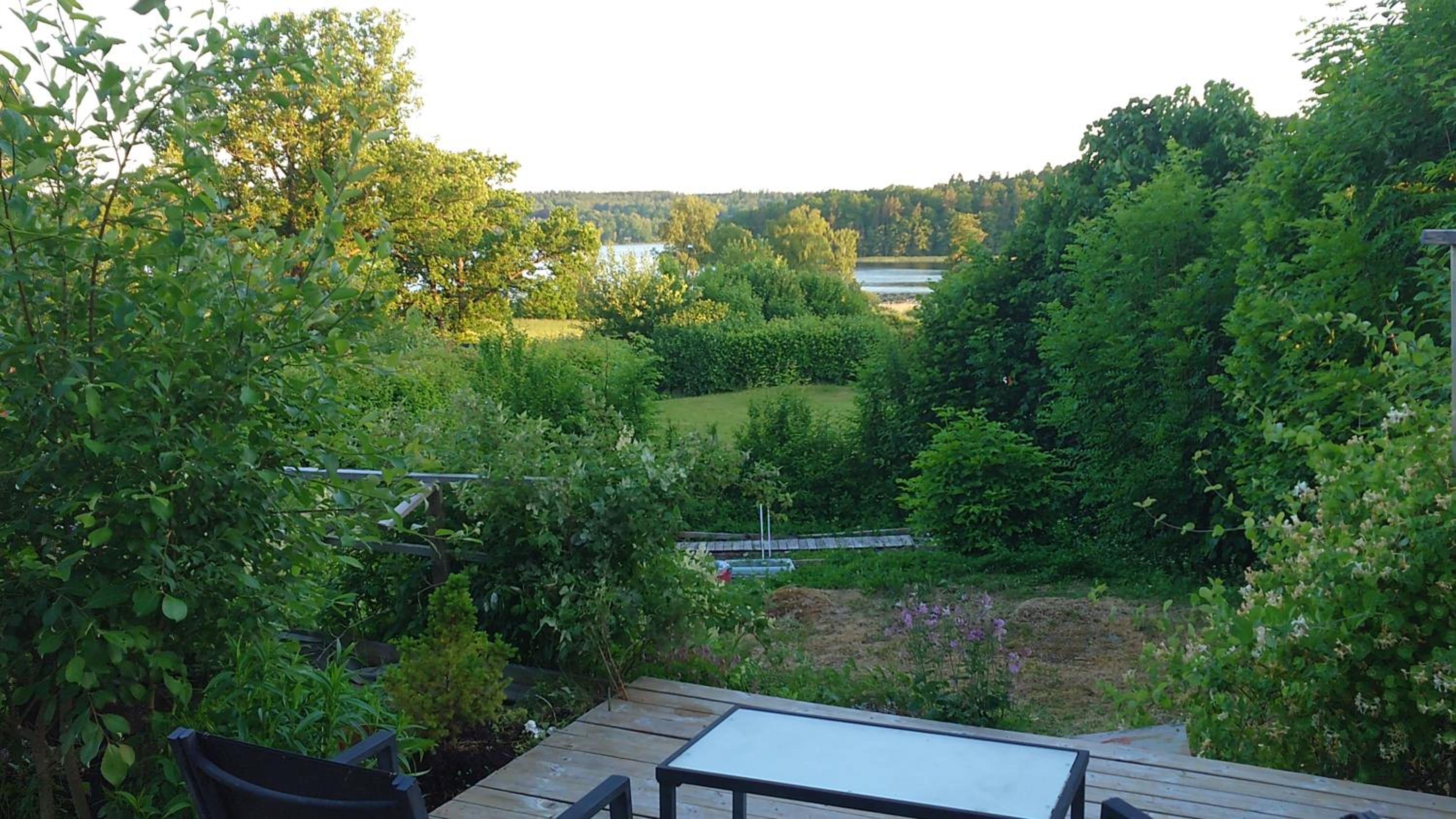 Anten Lake House