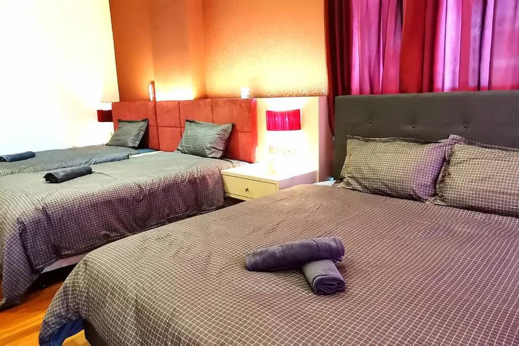 KLCC Luxurious 2 Floors Homestay 5BR for 15pax