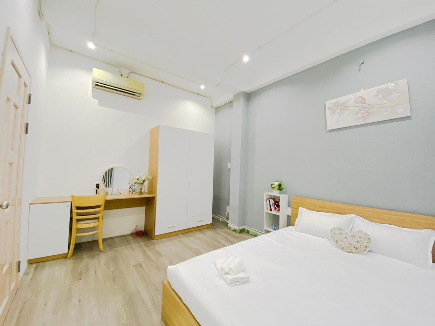 TYN Apartment