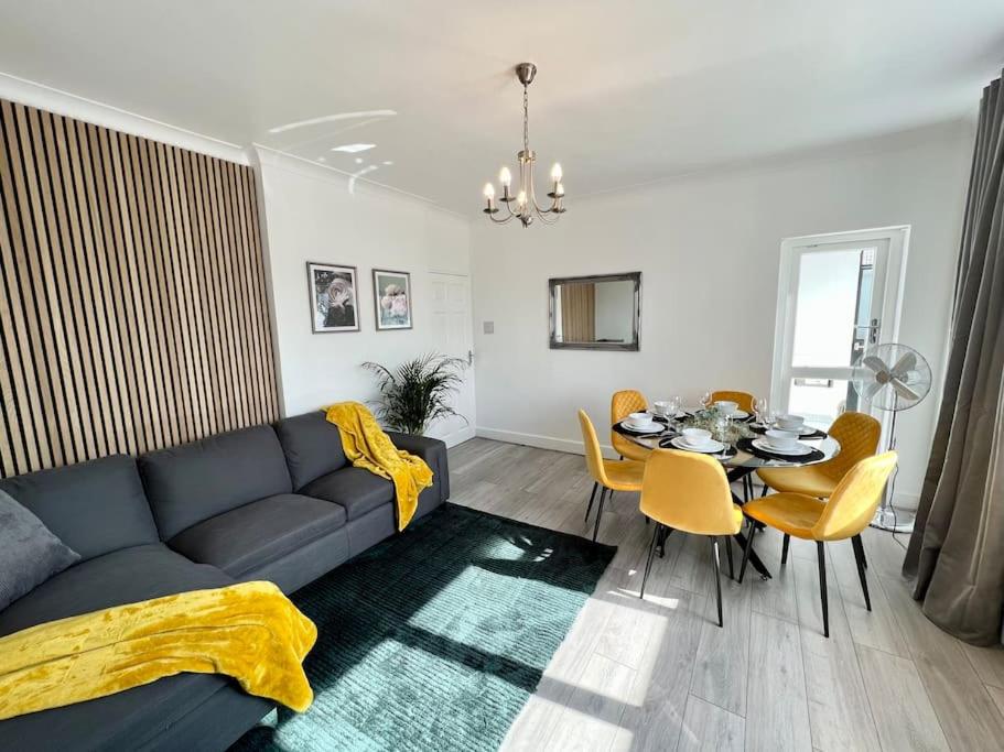 Lovely 3 Bedrooms Flat