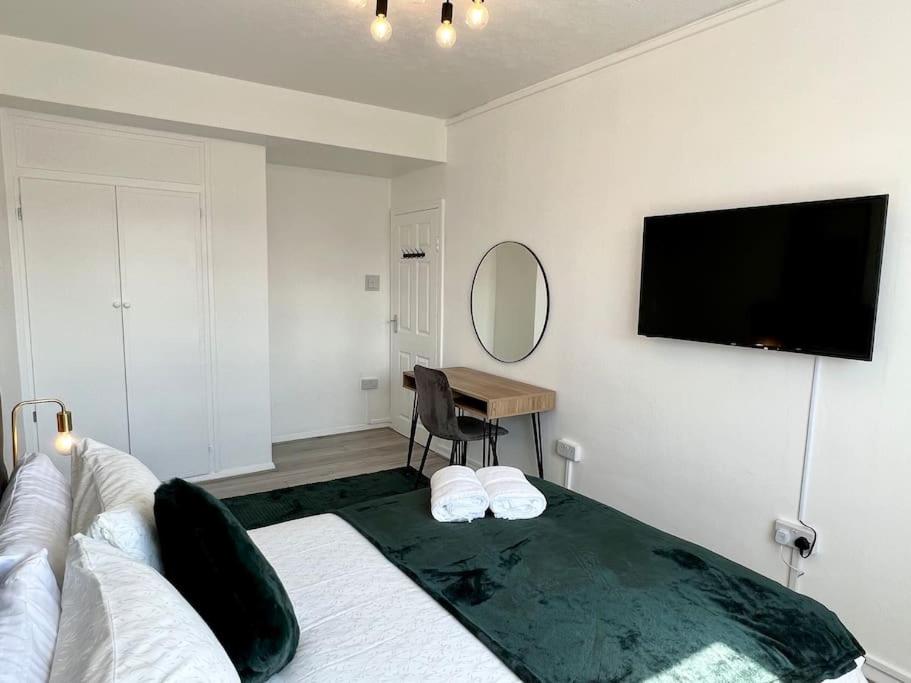 Lovely 3 Bedrooms Flat