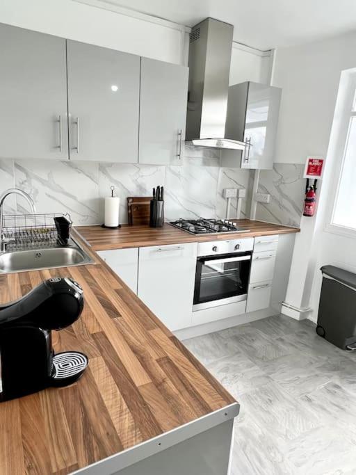 Lovely 3 Bedrooms Flat