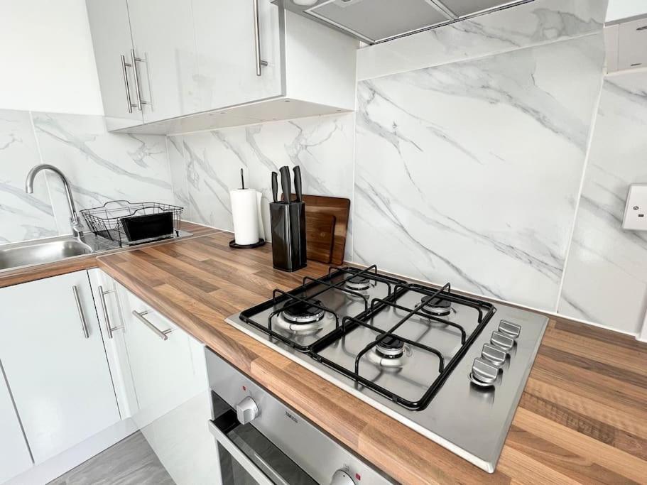 Lovely 3 Bedrooms Flat