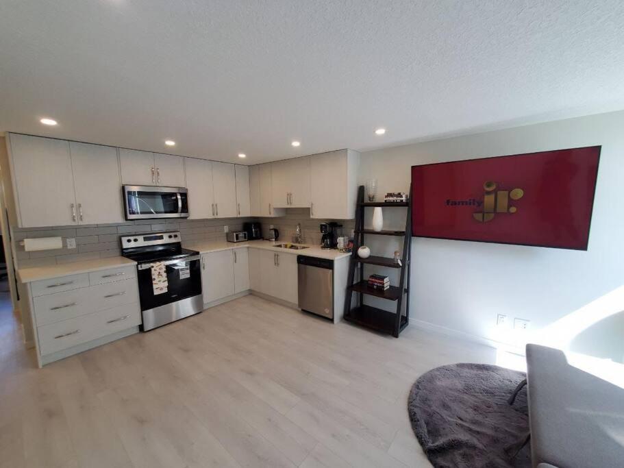 Cozy Rockland Park Unit+Parking
