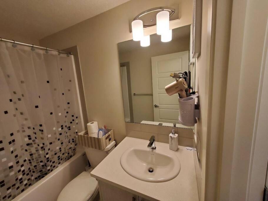 Cozy Rockland Park Unit+Parking