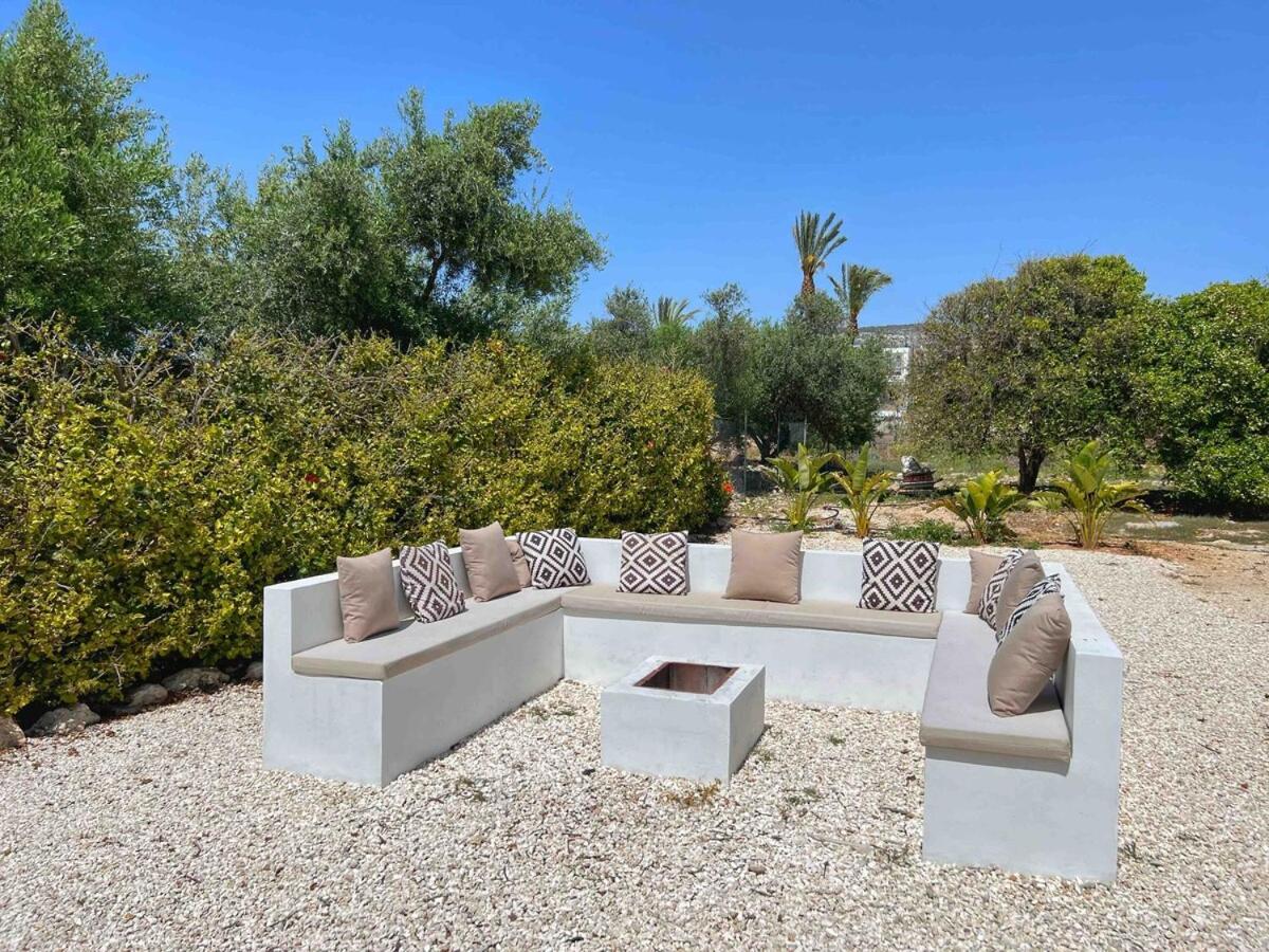 Cocoon Luxury Villa In Coral Bay-3 Min To Beach