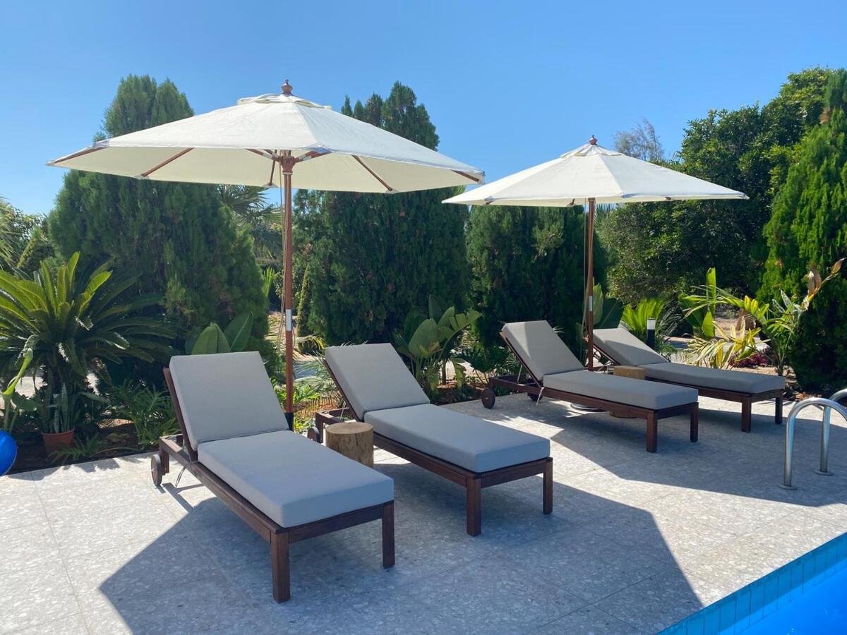 Cocoon Luxury Villa In Coral Bay-3 Min To Beach