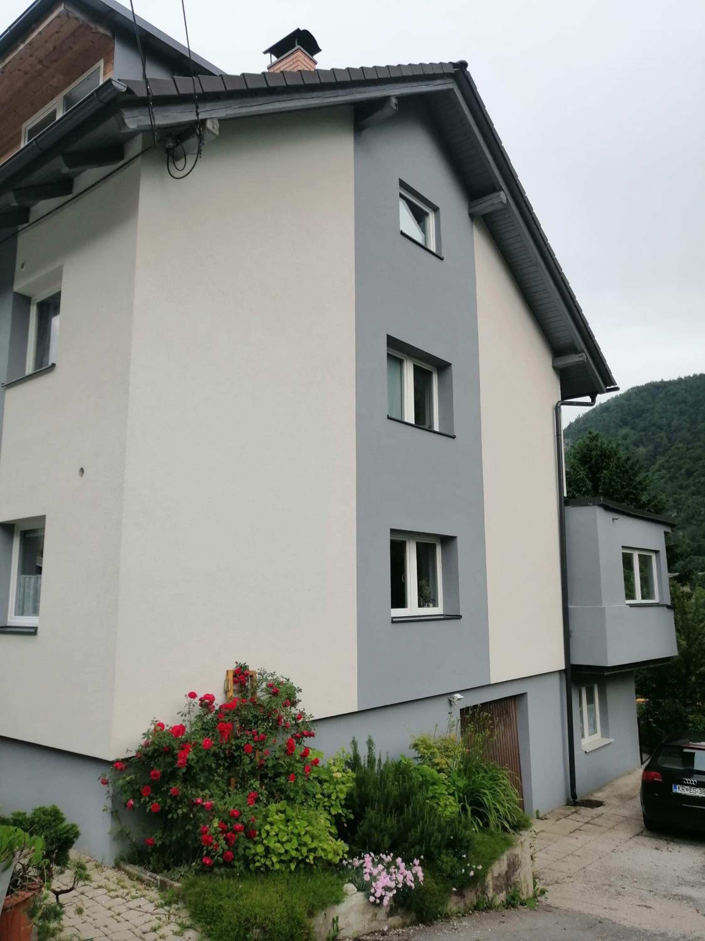 Photo 33