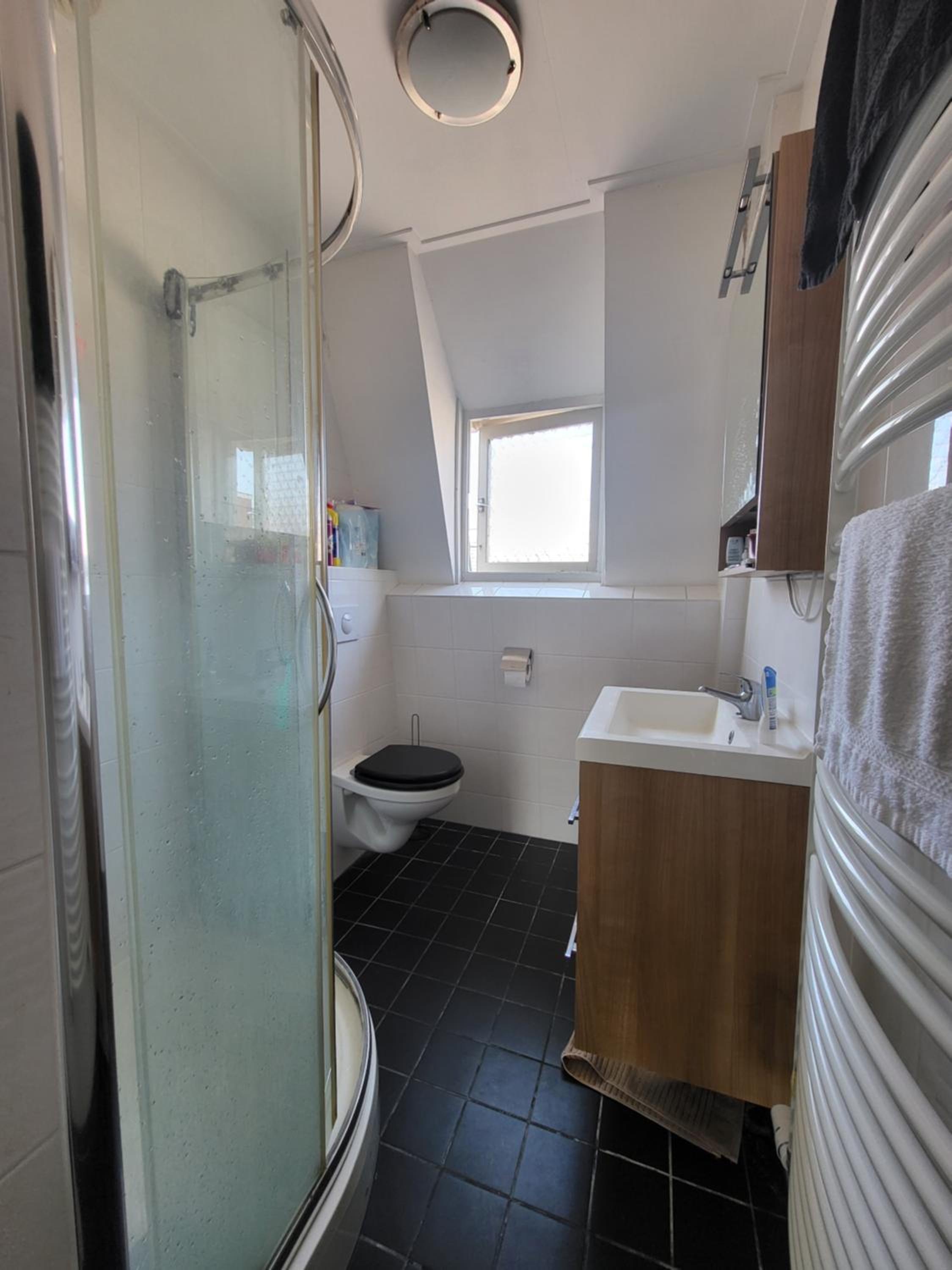 Beautiful spacious appartment at top location in The Hague view 4