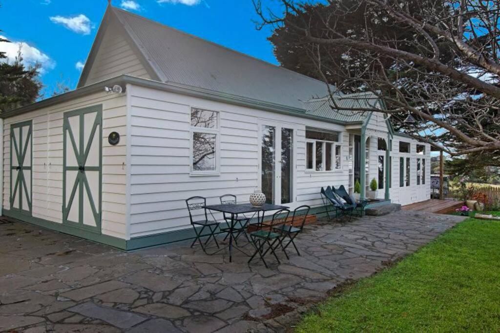 Gorgeous Shoreham Cottage and Views