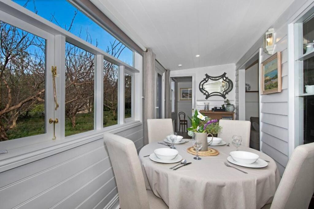 Gorgeous Shoreham Cottage and Views