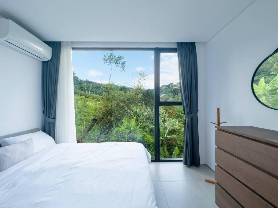 Thalassaville Dago Bandung