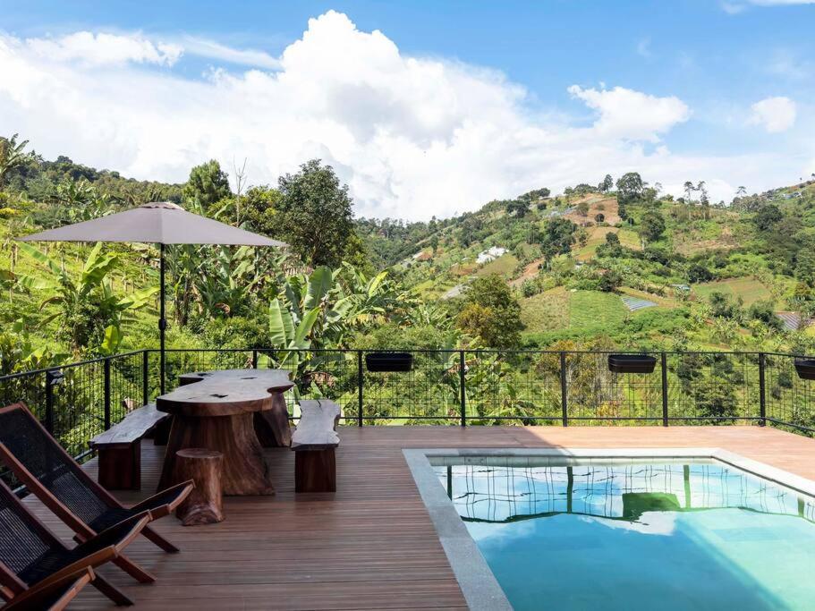 Thalassaville Dago Bandung