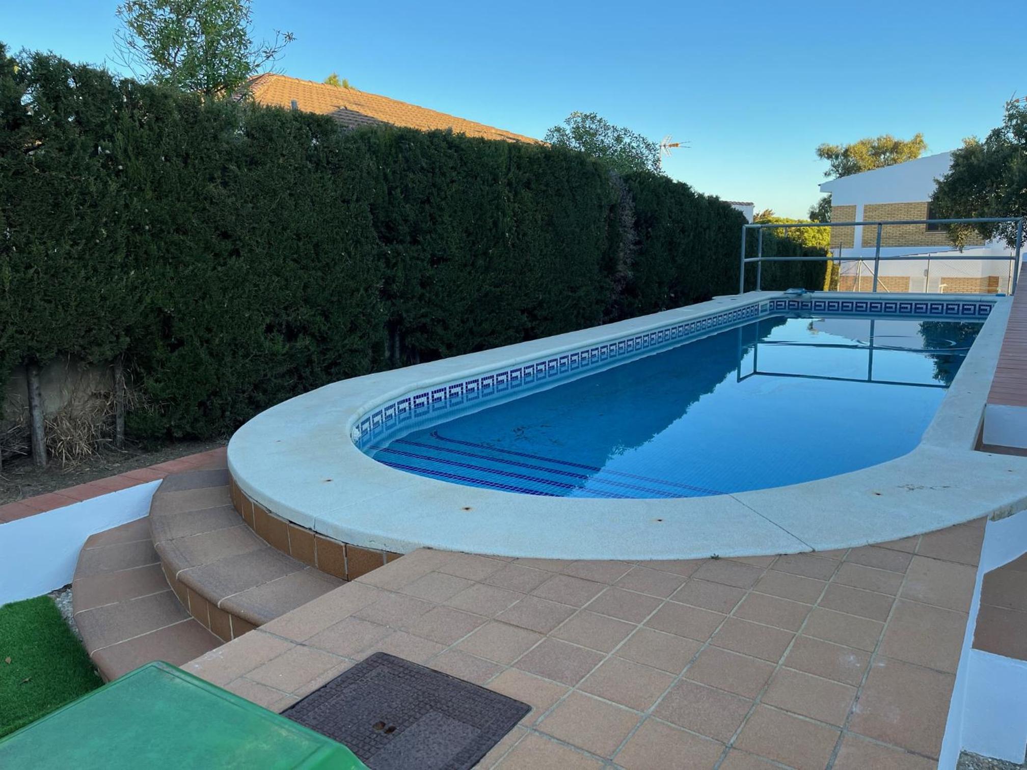 Habitación con baño Malva Piscina SOLO ADULTOS