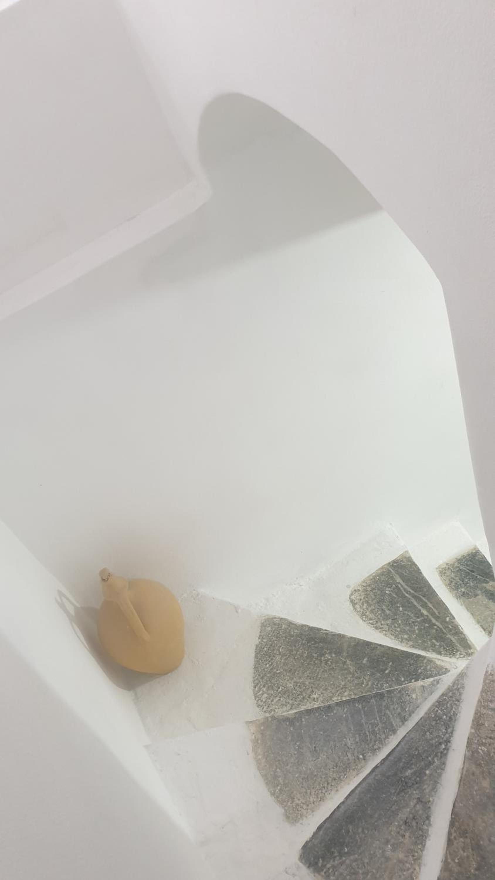 Stathis Apart 2 photo 4