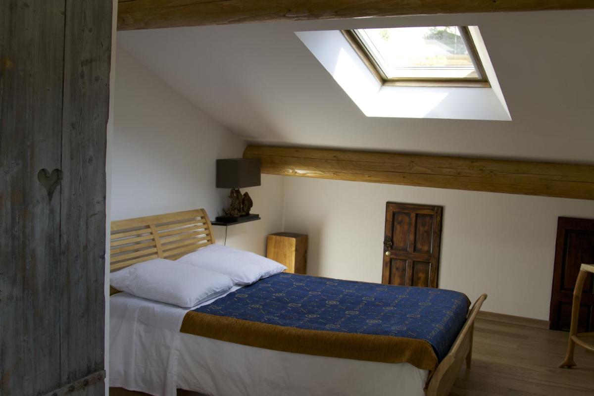 La Bonne Etoile - The Good Star view 2