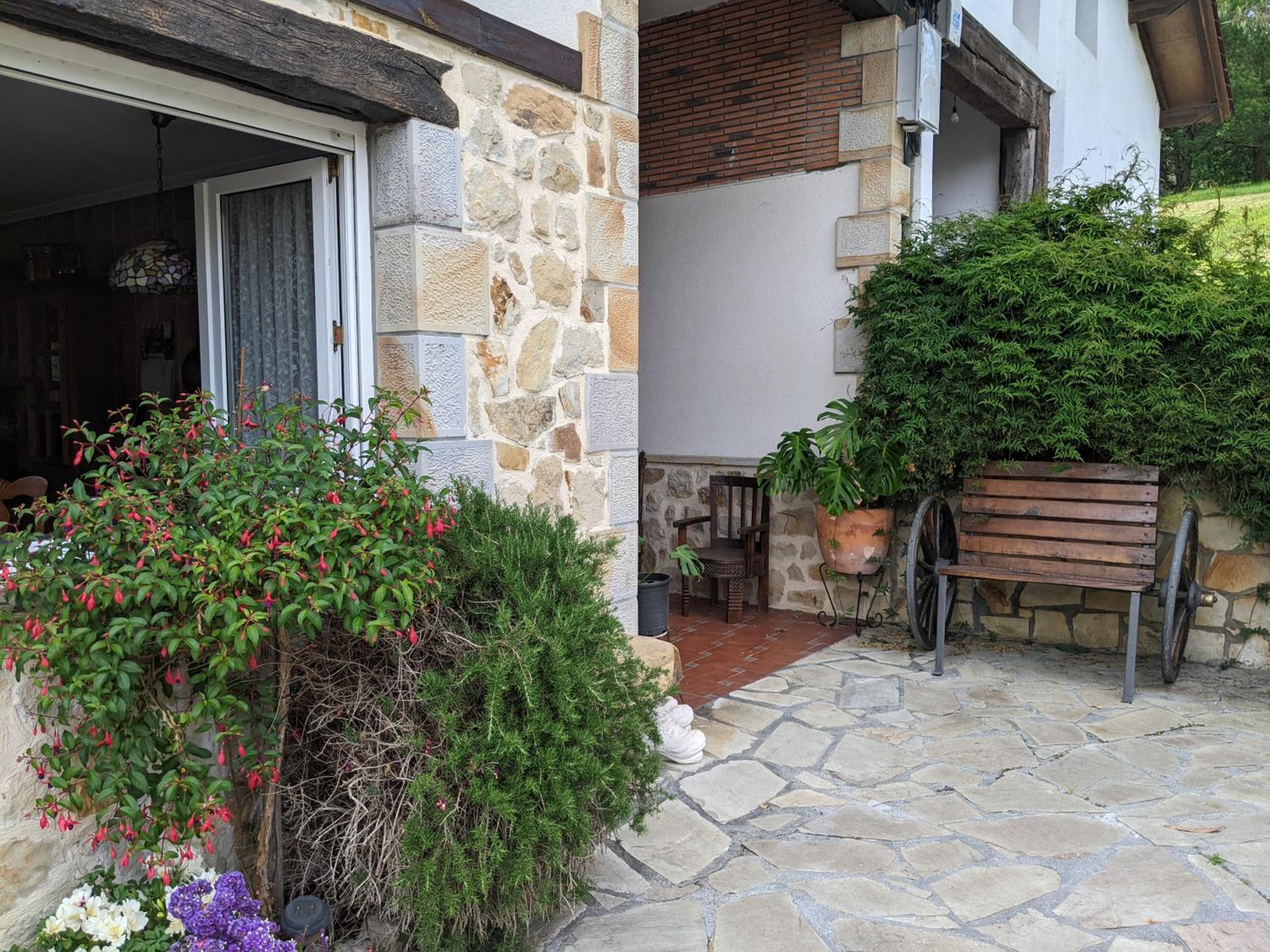 Casa Rural Bilbao Caserio Gondra Alquiler Habitaciones