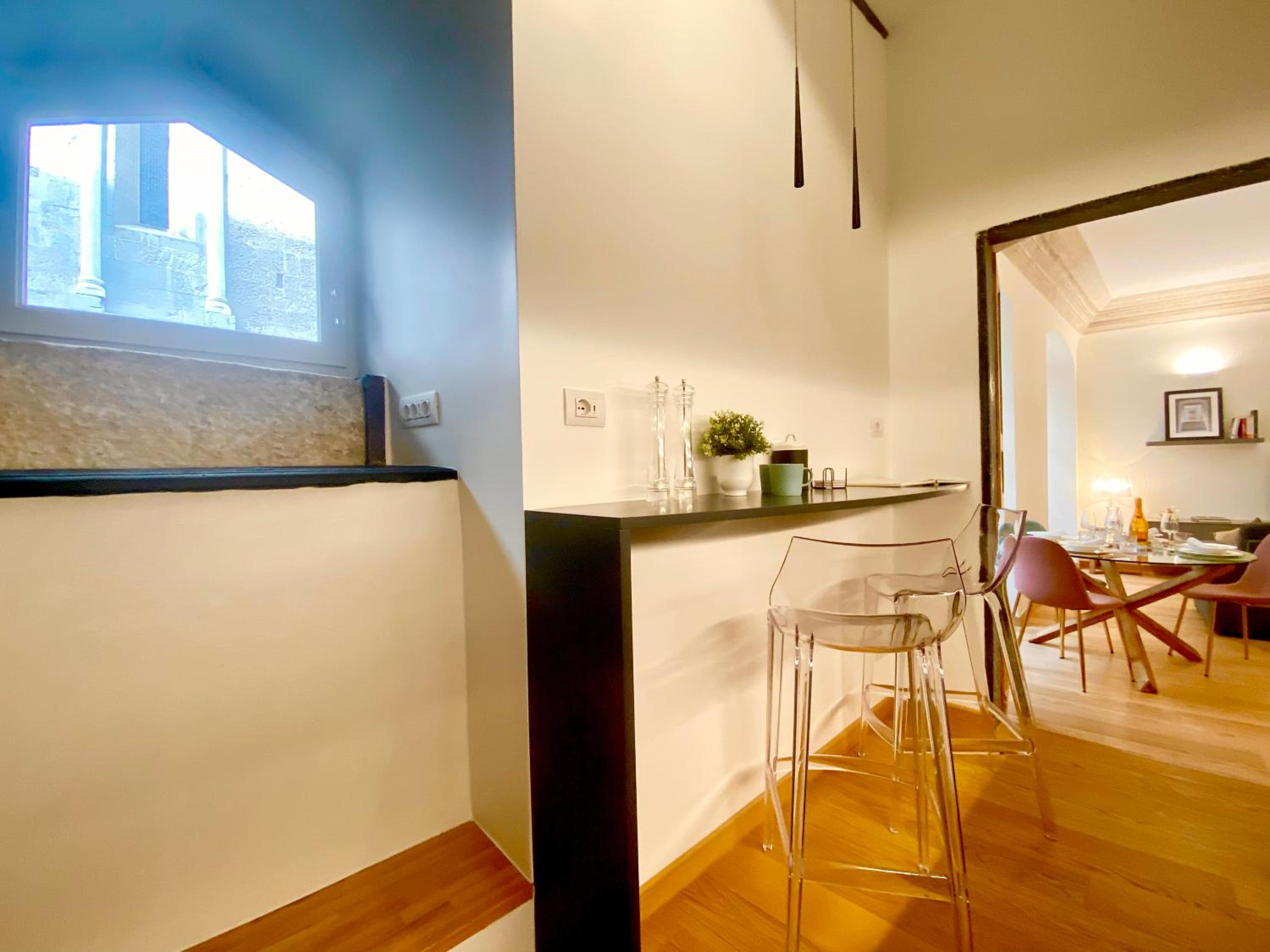 Stunning San Lorenzo 19 Apt - Rolli Palace - Free Private Parking Included!