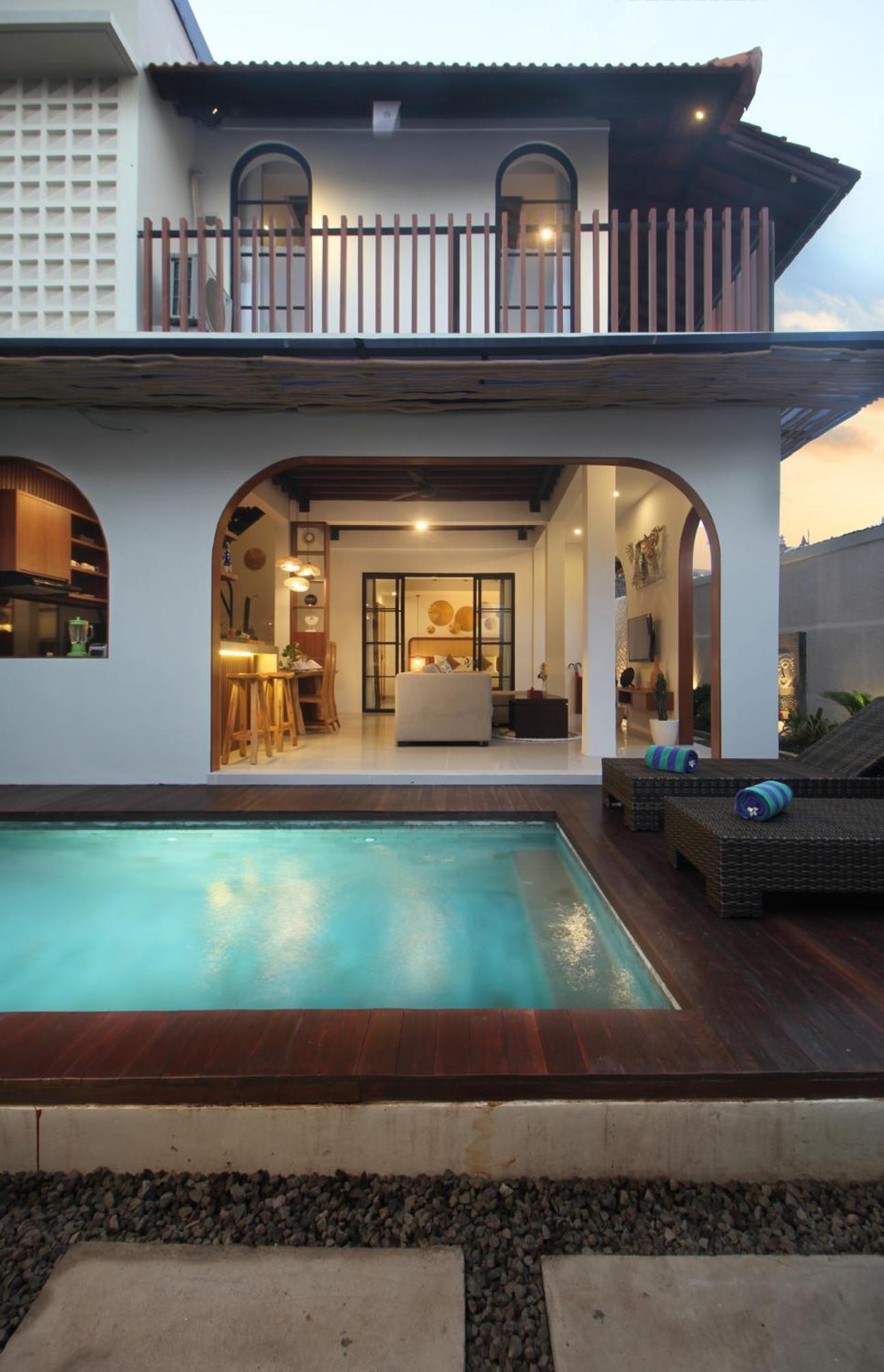 Hotel Sudha Villa Bali Anyelir - Image 1