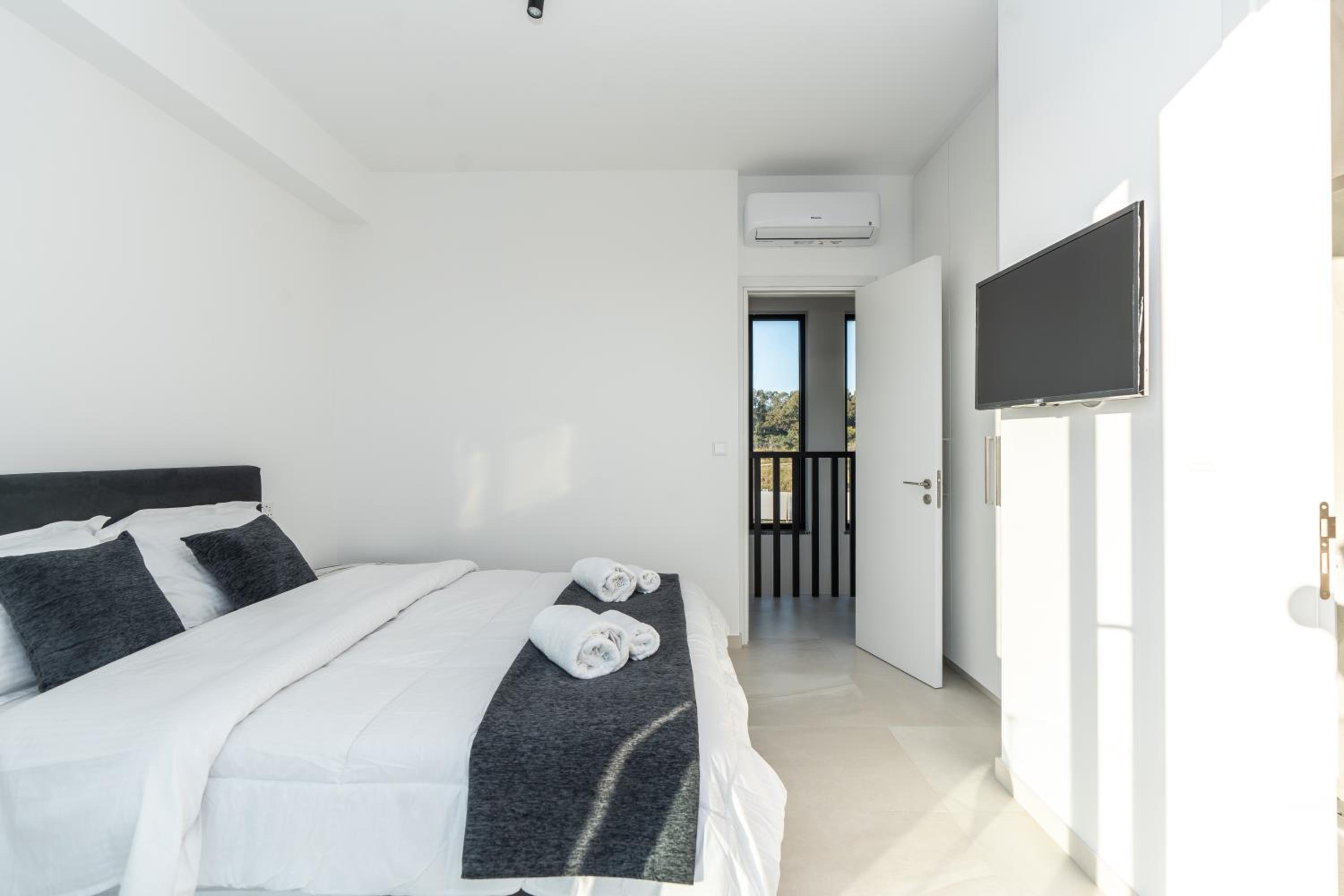 Tsiolakki Homes Luxury Villas