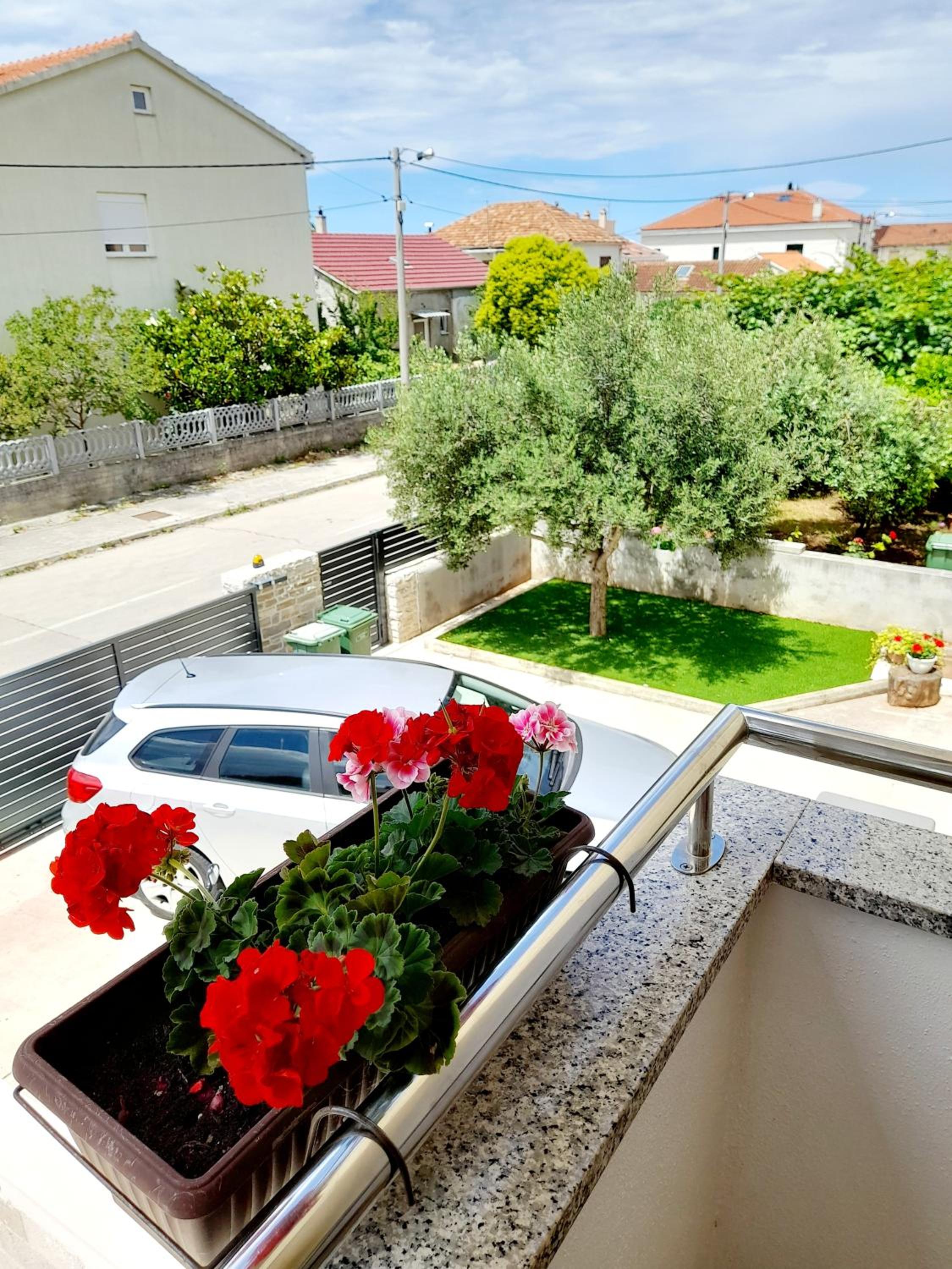 Apartment Ema