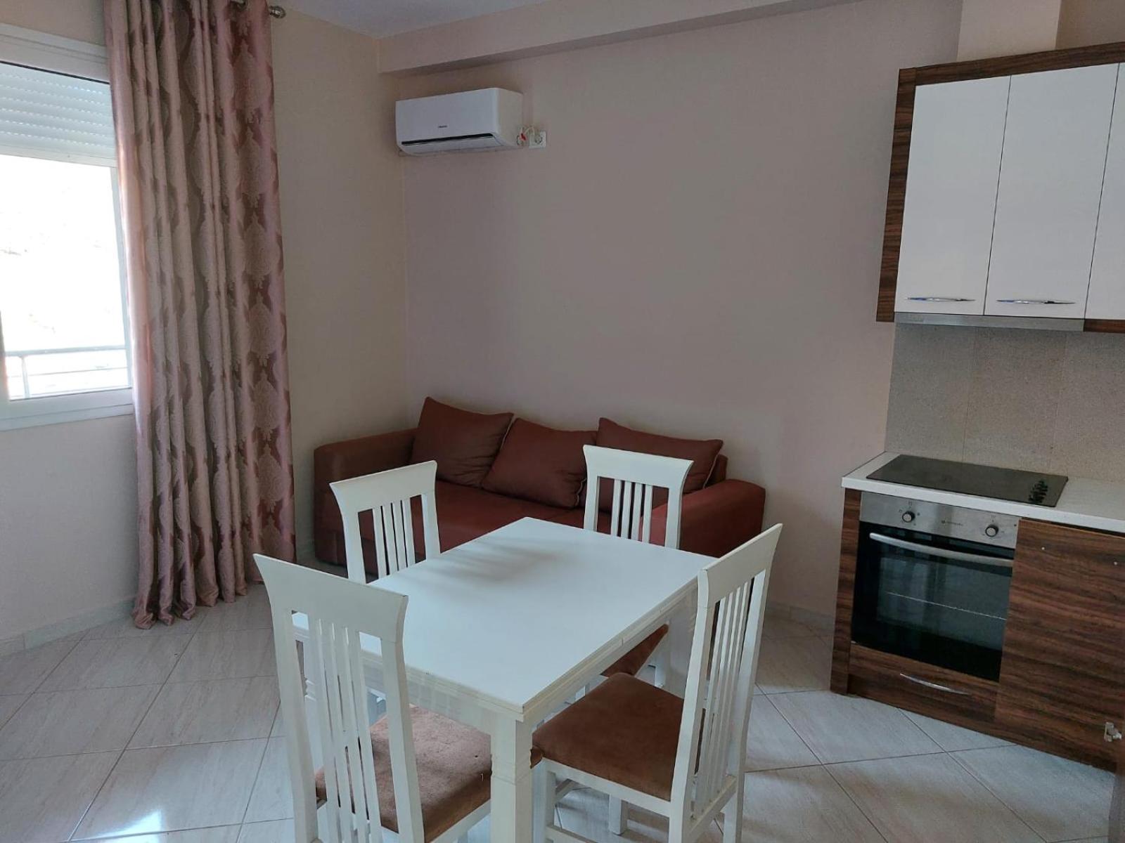 Apartment Lungomare Vlore 2A