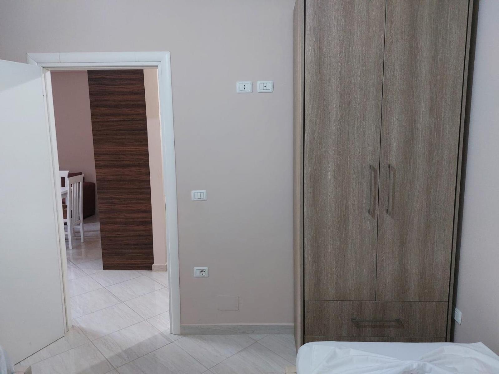 Apartment Lungomare Vlore 2A