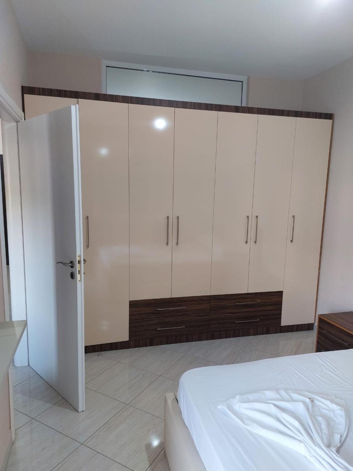 Apartment Lungomare Vlore 2A