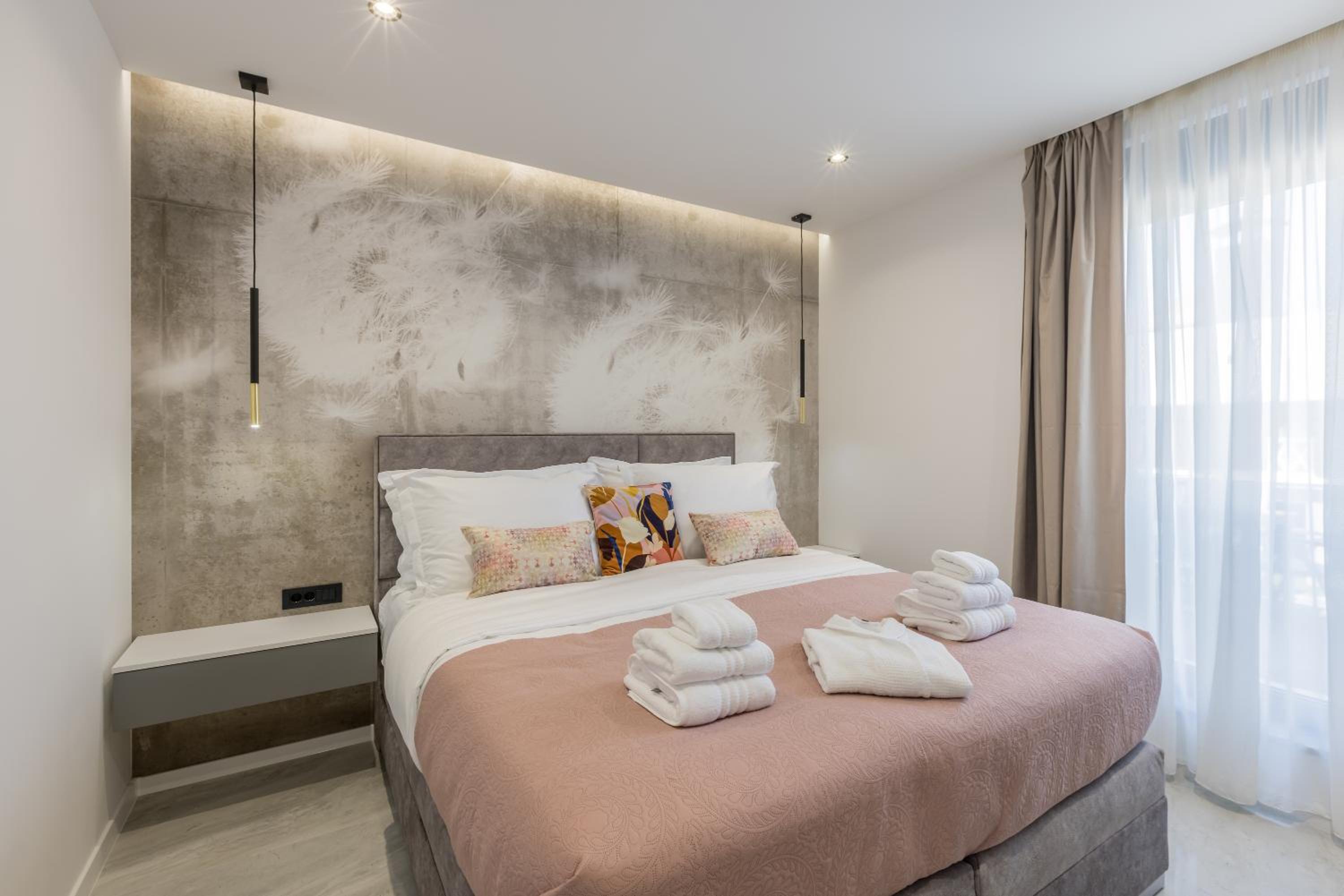 Villa ToDo with heated pool and jacuzzi