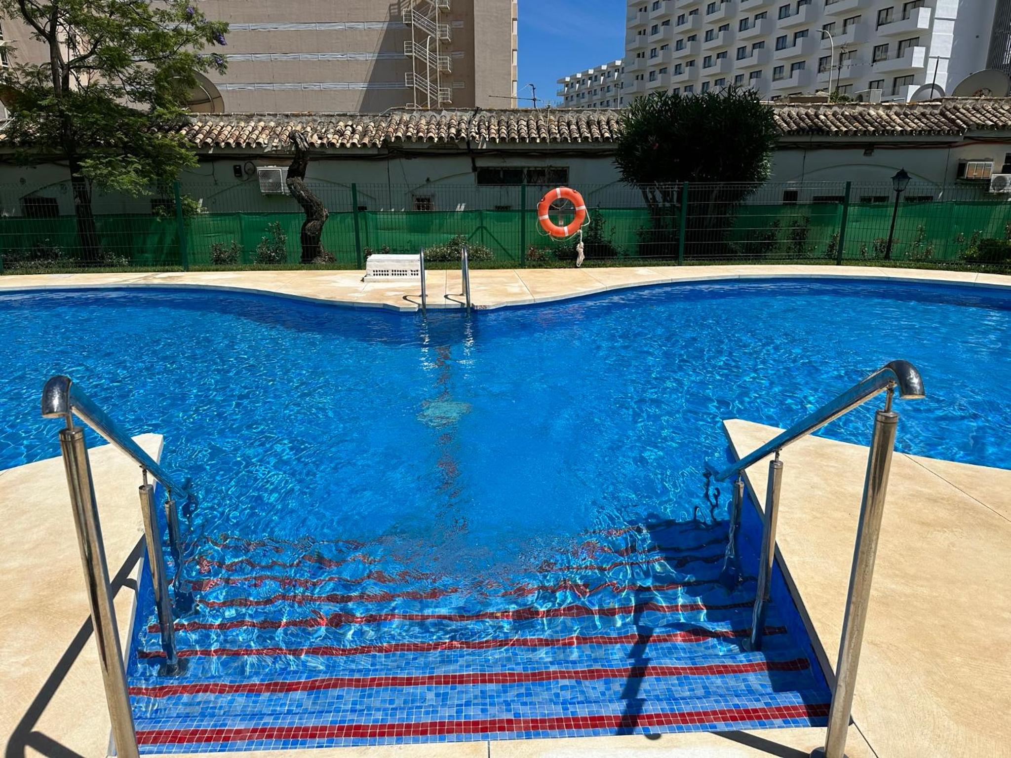 Apartamento La Carihuela a 2 minutos de la playa view 5