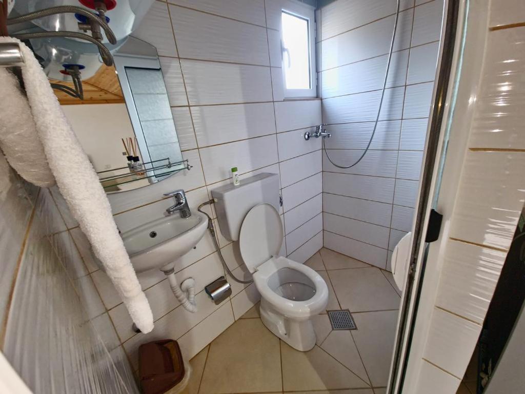 Dhoma plazhi Agimi