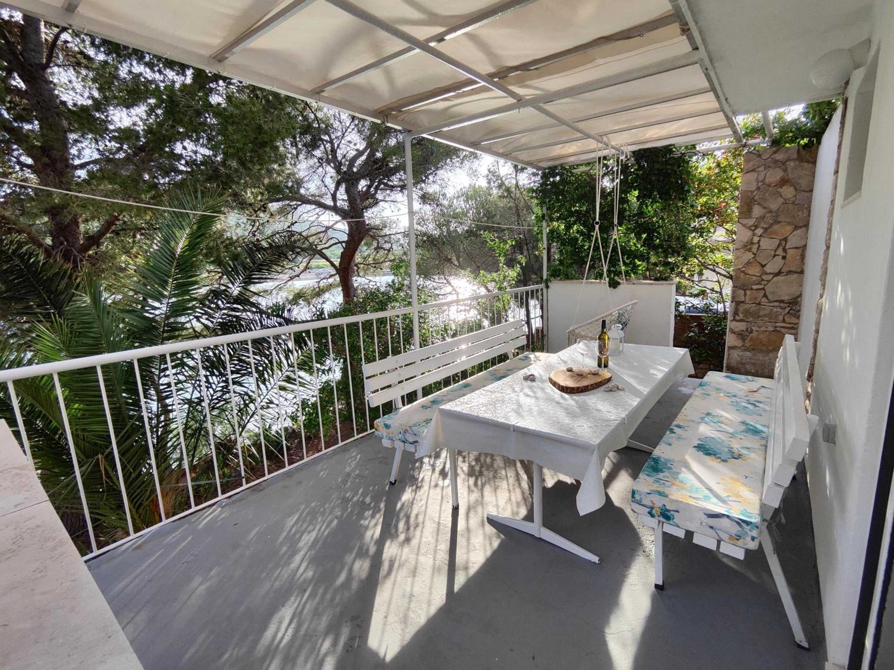 Perina Haven - Island Vis Beachfront view 5