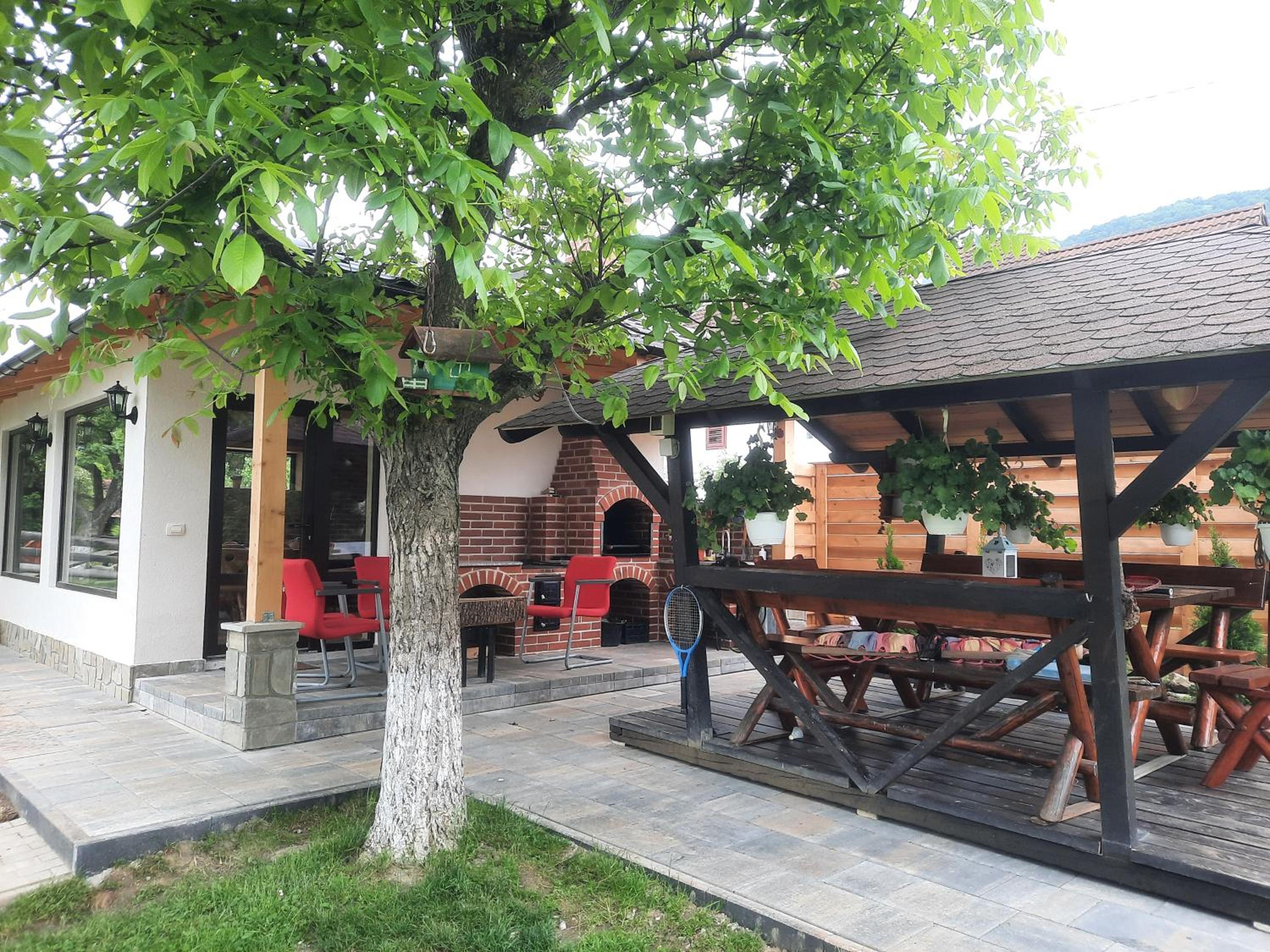 Casa Bran Family view 5