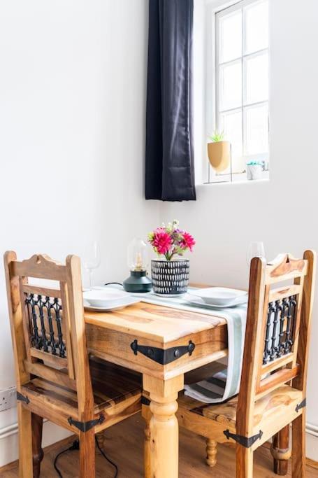 Cozy Apt in Central London