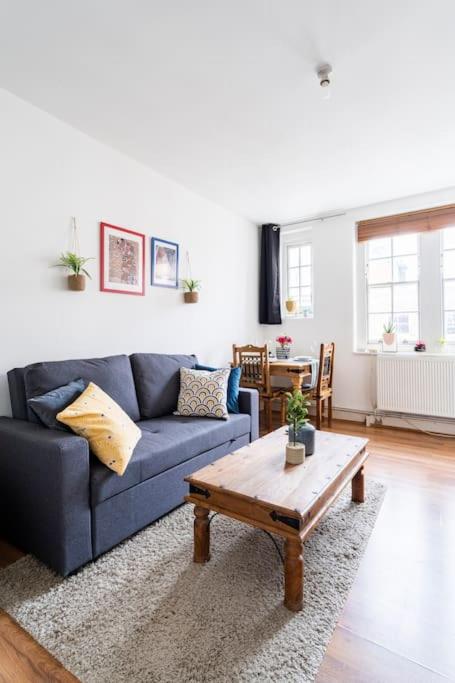Cozy Apt in Central London
