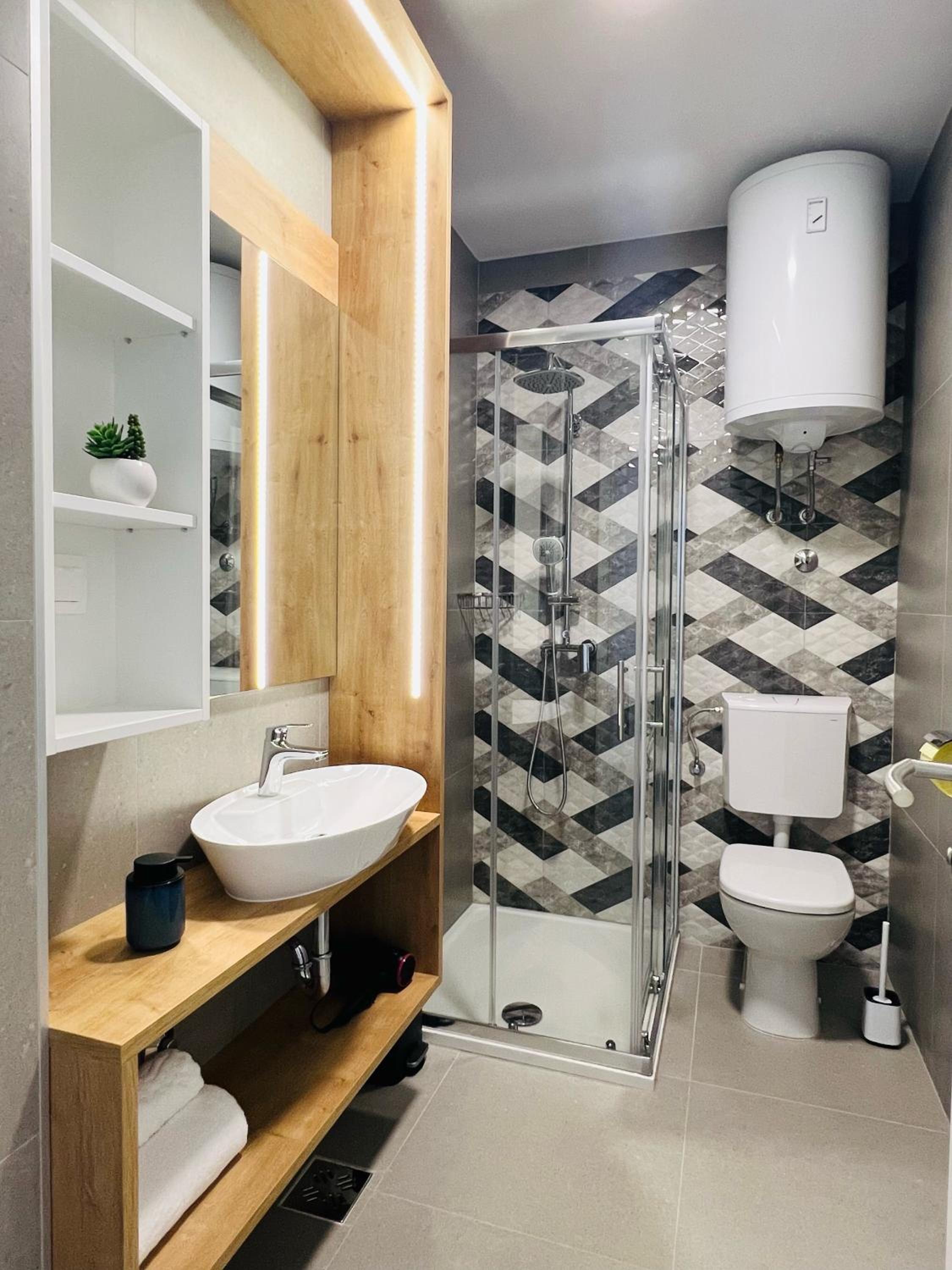 Apartmani AViS