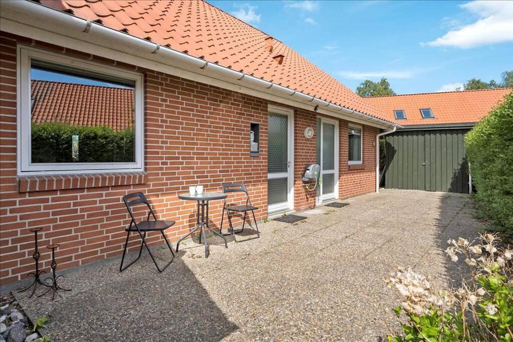 House near public transport