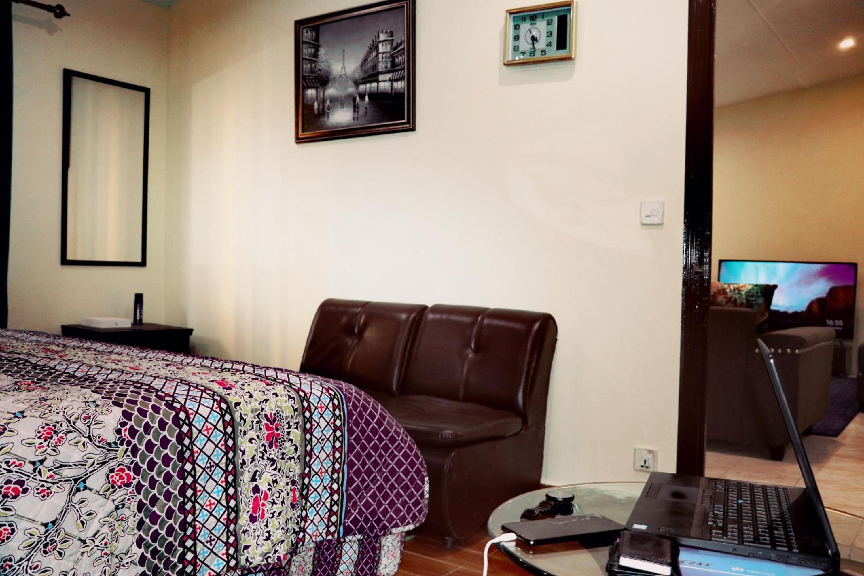 QB Elegant Villa with Valley View view 5