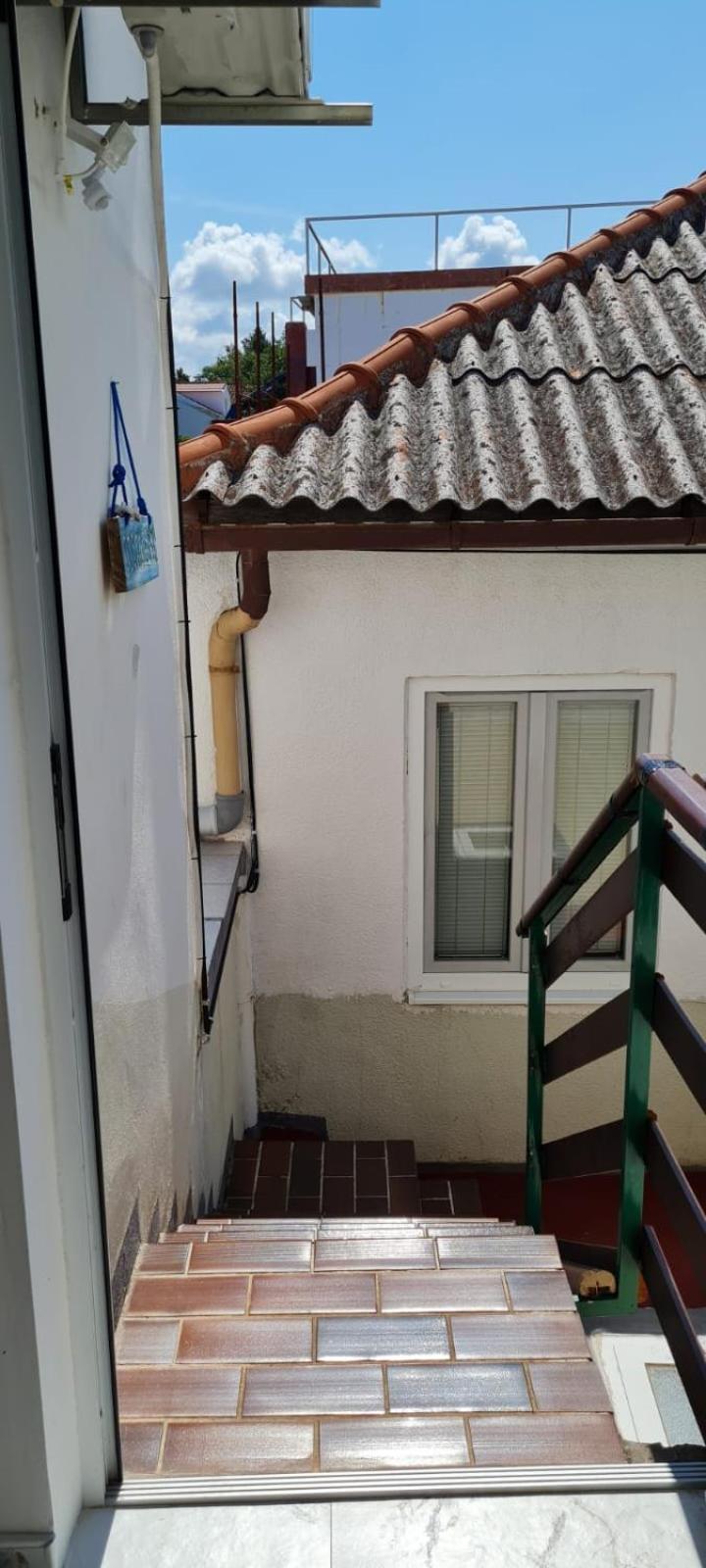 Photo 53