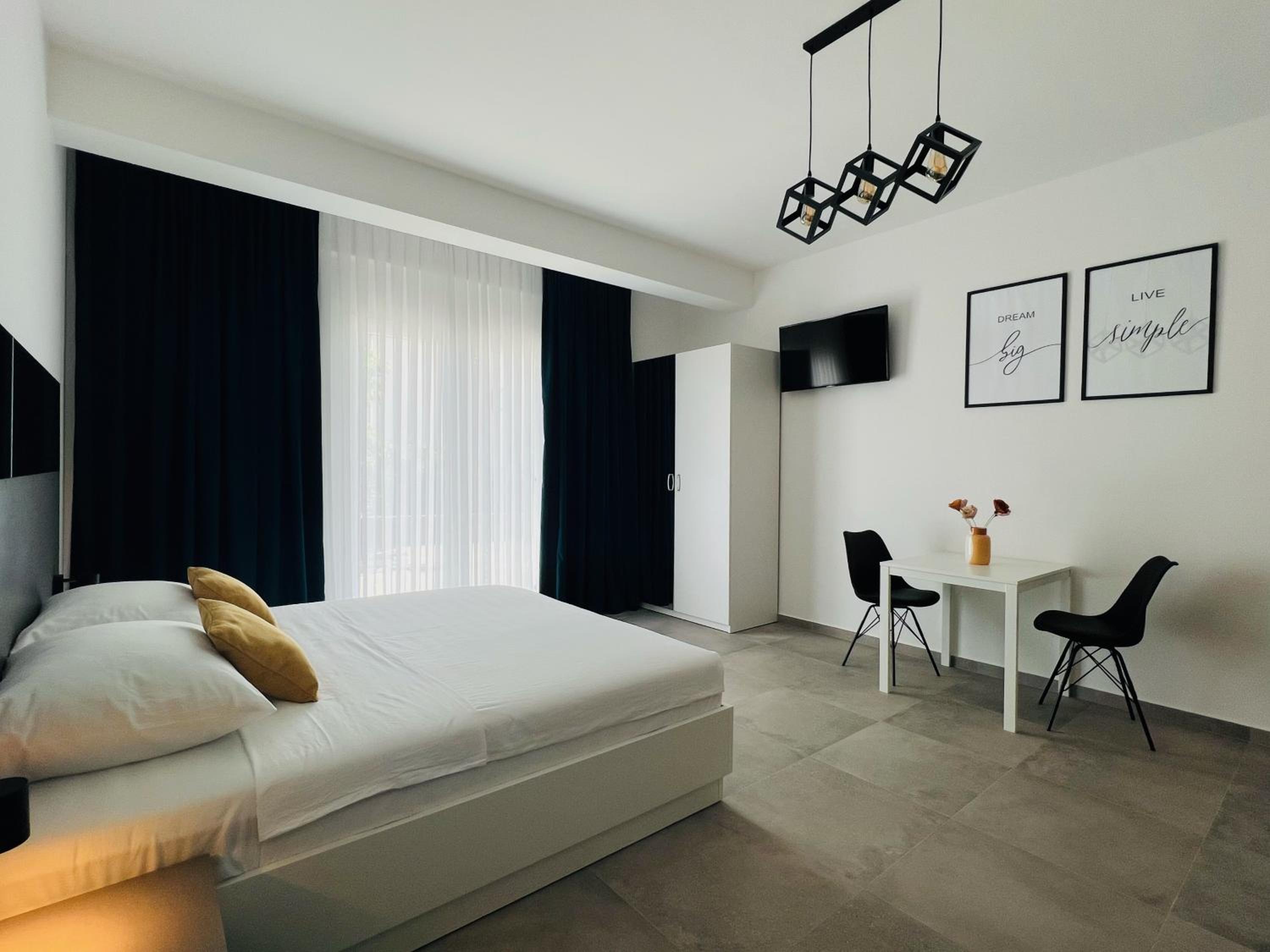 Apartmani AViS