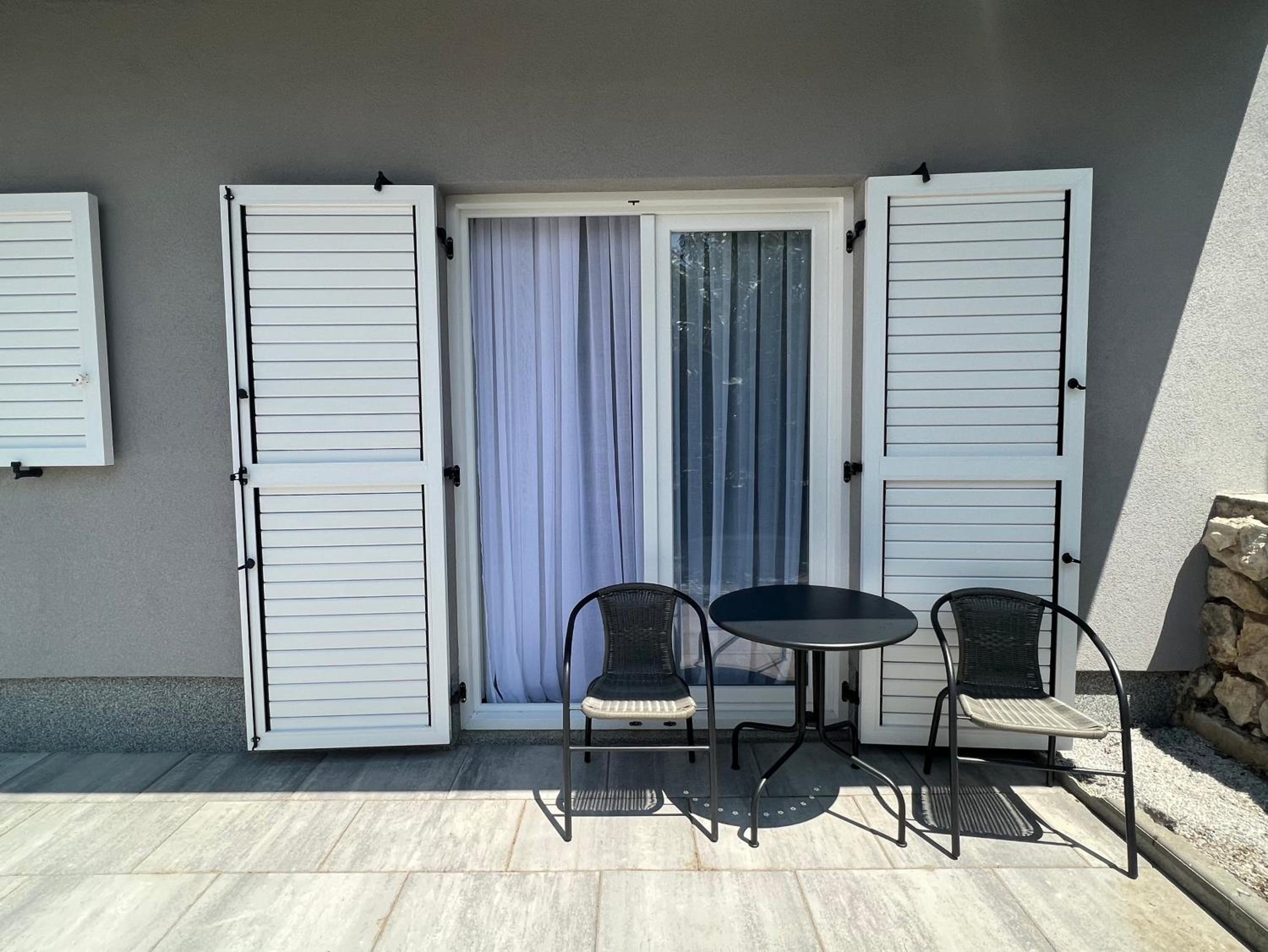 Apartmani AViS