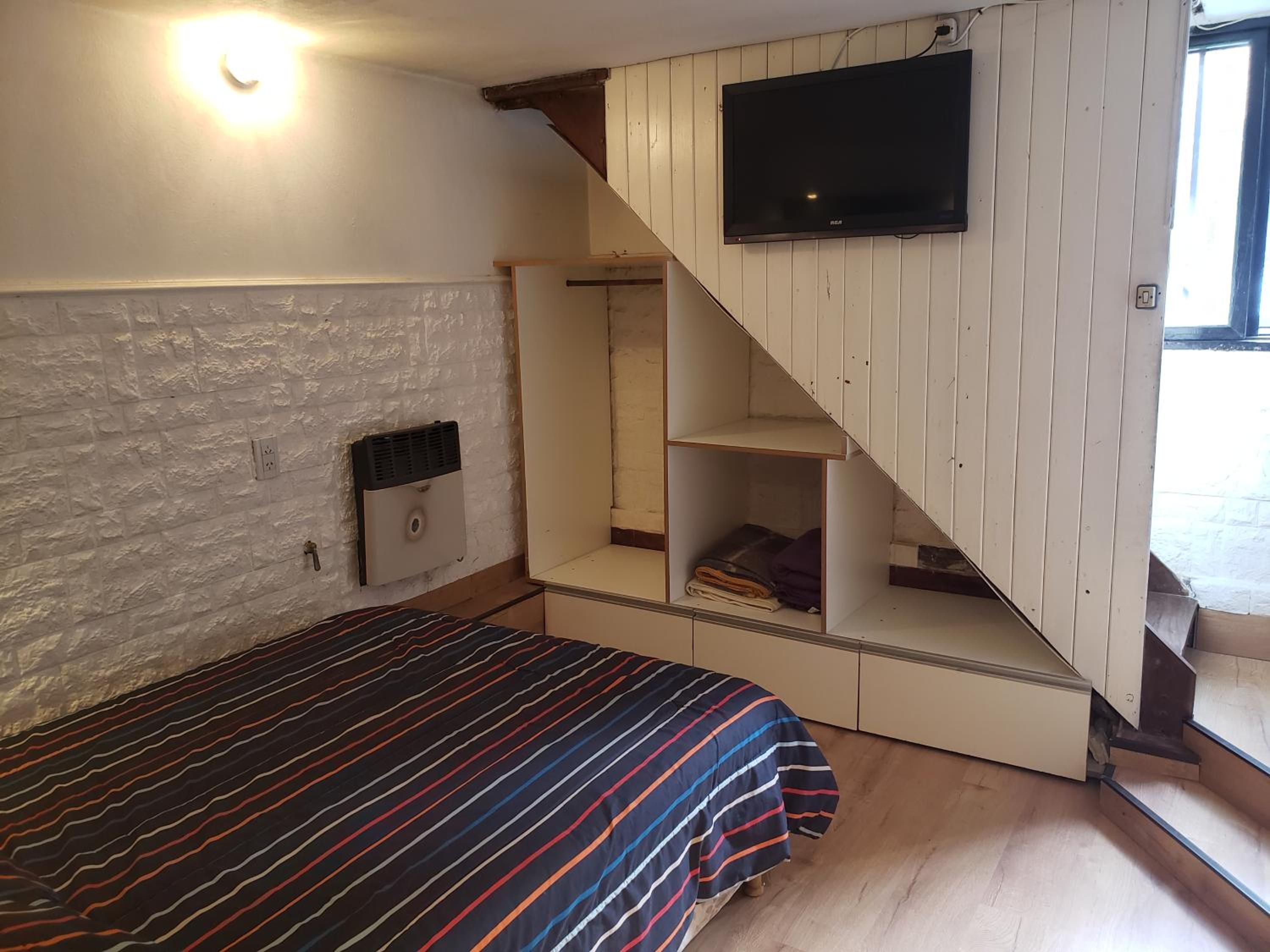 ViviSierras, Carlos Paz casa centro frente al lago, pileta climatizada, 4 dormitorios, 3 baños, quincho