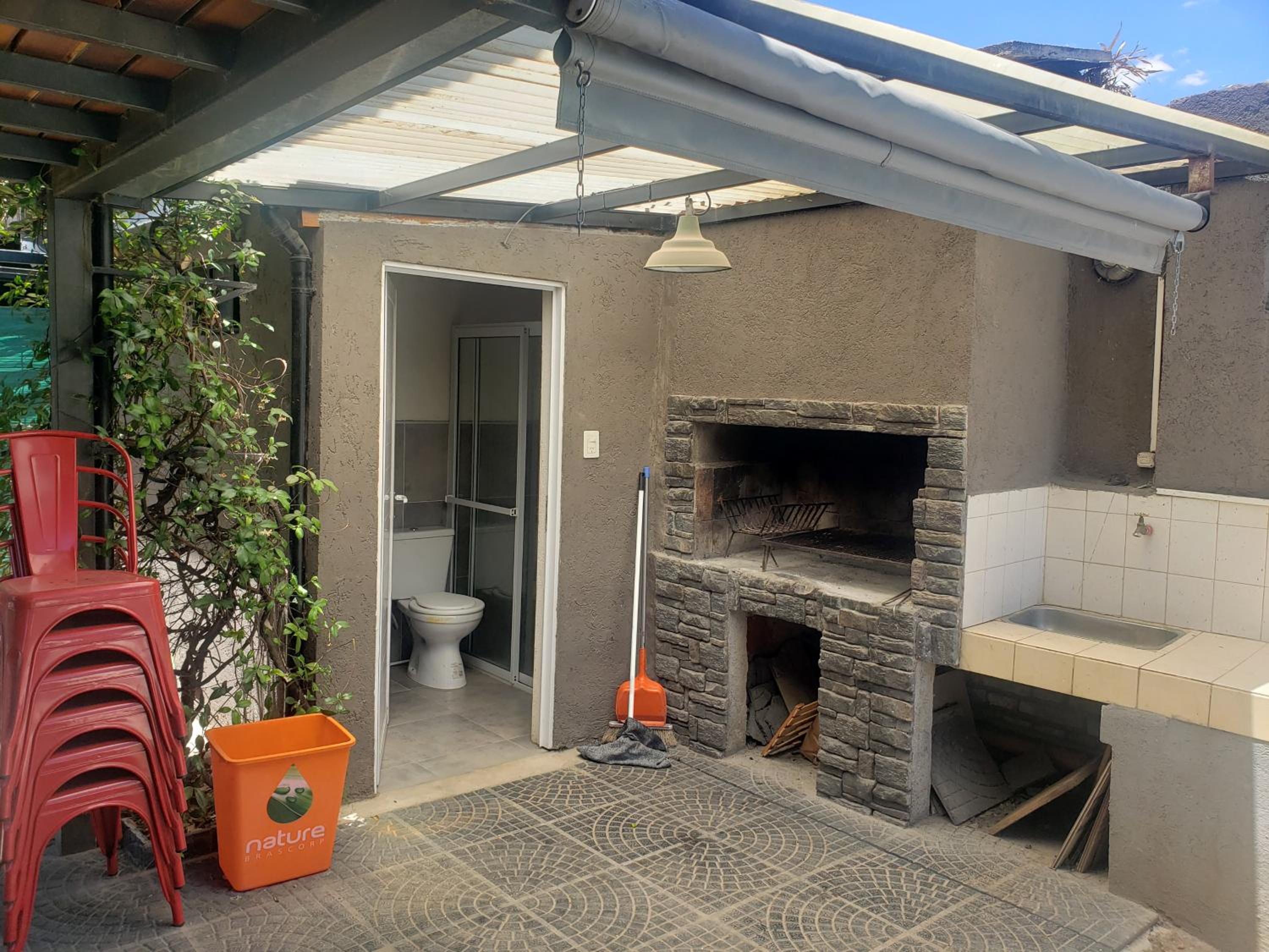 ViviSierras, Carlos Paz casa centro frente al lago, pileta climatizada, 4 dormitorios, 3 baños, quincho