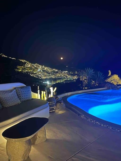 Paraga Scorpios area Villa 2 "7min WALK TO BEACH" by Calypso Sunset Villas view 4