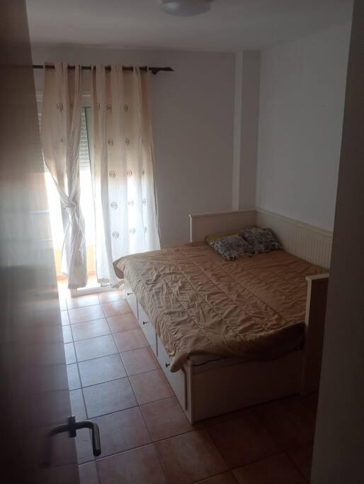 Habitación en apartamento o apartamento completo