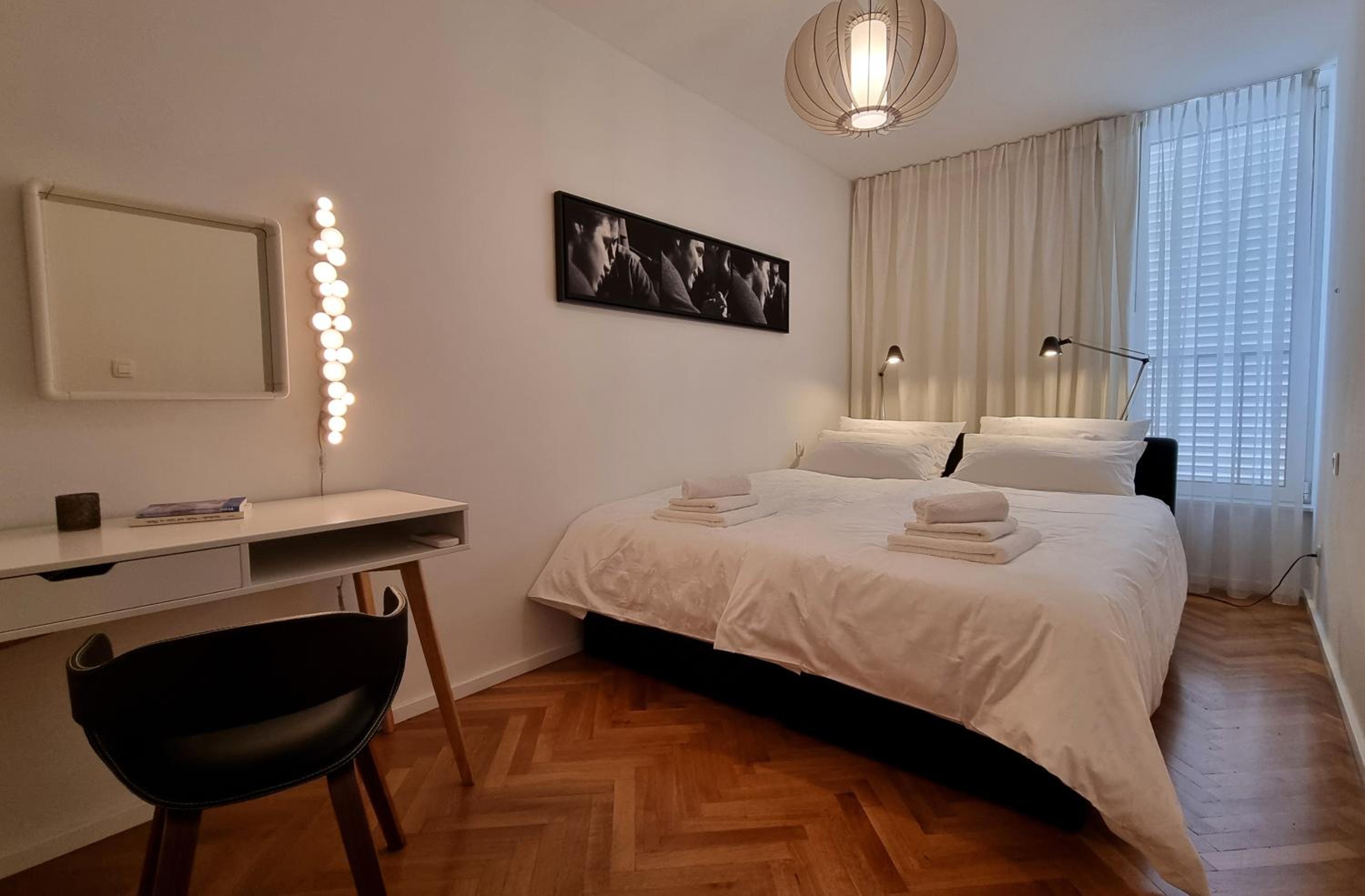 BoB Luxury Design & Sea View Apartment photo 2