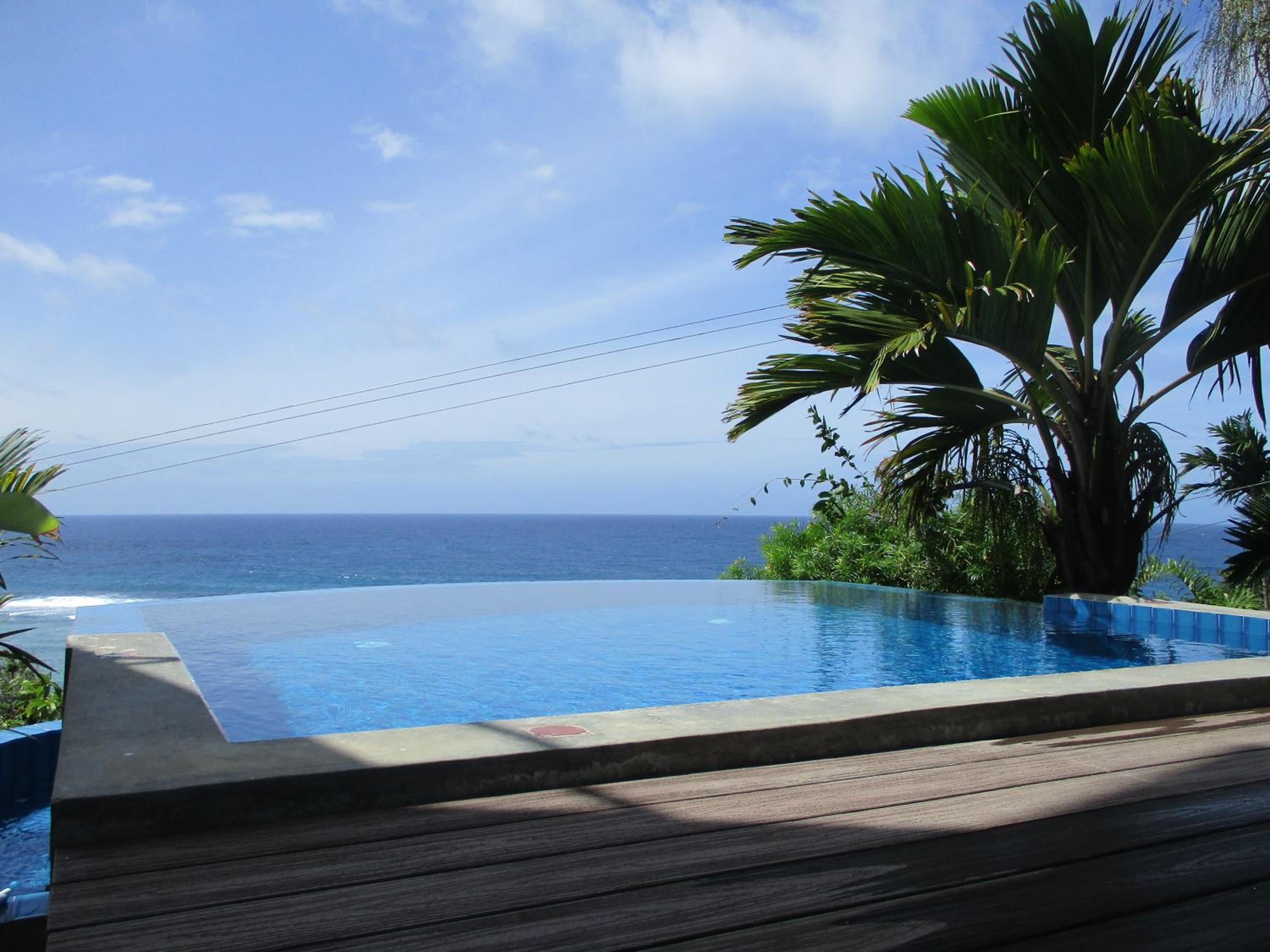 Chalets Bougainville view 5