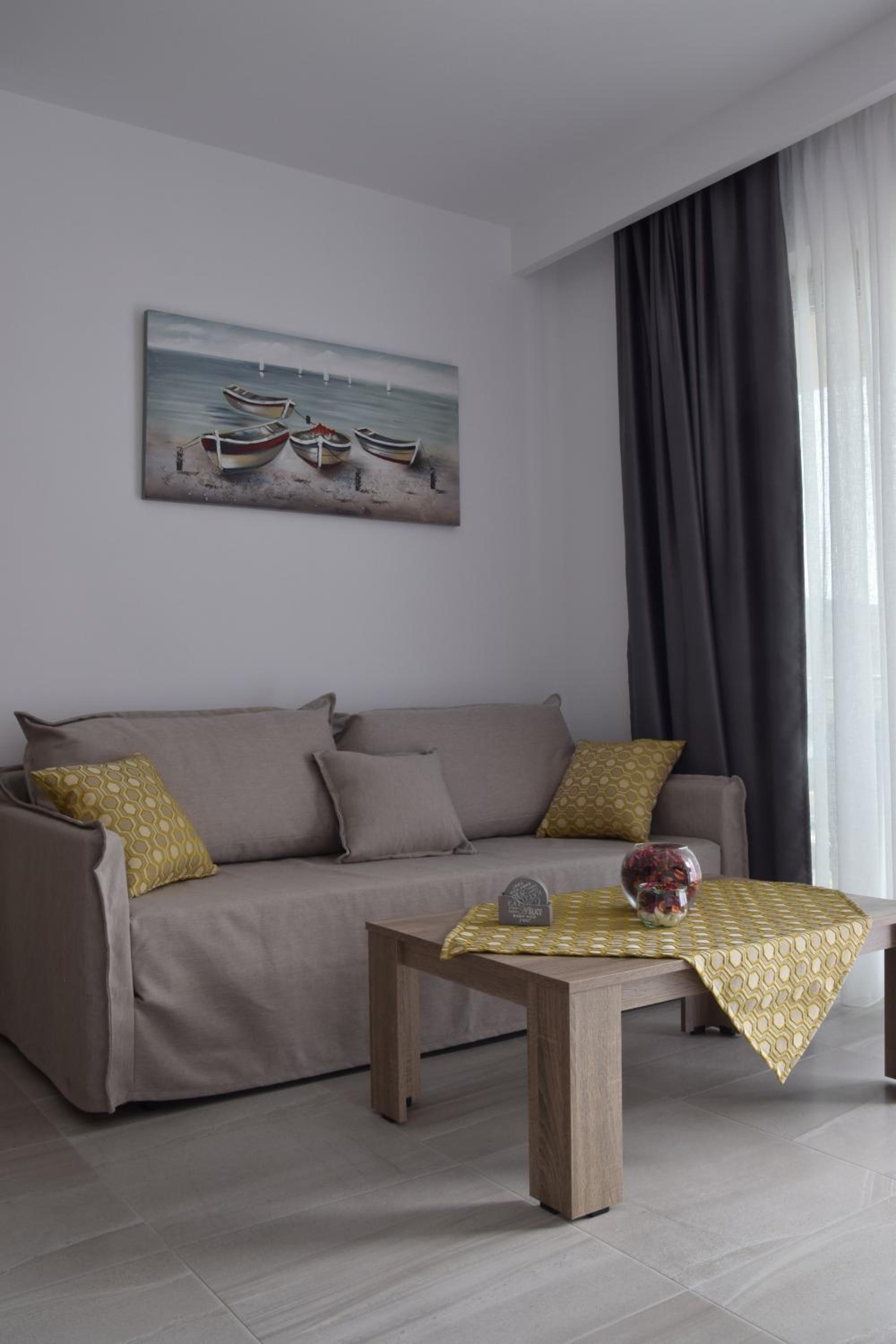 Anemoni Apartments