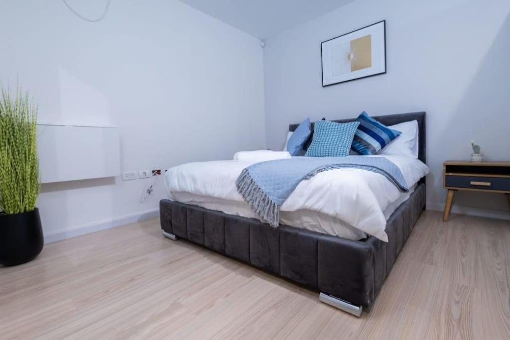 O&O Group - The SeaGate Estate suites - Suite 2